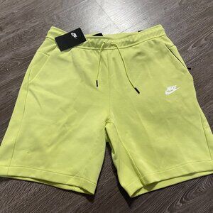 Nike Men's Sportswear Tech Fleece Shorts Lime Green 928513-367 Size NEW